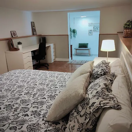 Nuria, Con Piscina Privada Дом отдыха