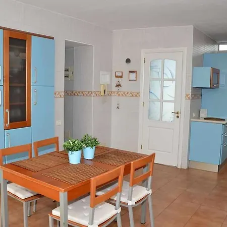 Nyaraló Nuria, Con Piscina Privada