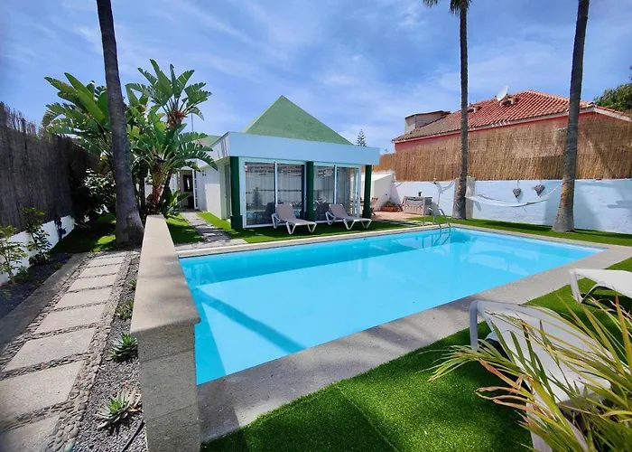 Nuria, Con Piscina Privada Holiday home *