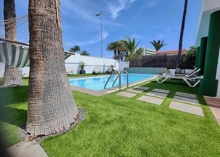 Nuria, Con Piscina Privada *