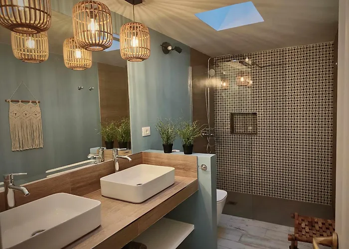 Nuria, Con Piscina Privada Ferienhaus