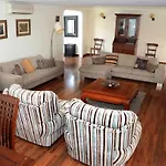 Nyaraló Nuria, Con Piscina Privada *