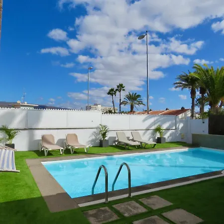 Nuria, Con Piscina Privada *